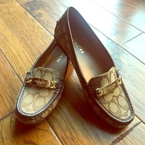 Coach Loafers Tan Size 7.5b NWOT